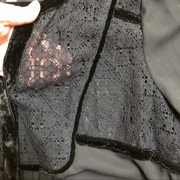 NWT Anthropologie Daniel Rainn Black Sheer Top with Velvet Detail (Size L) - Picture 5 of 9